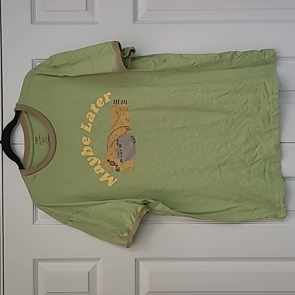 Vintage-style Pusheen Tee 'Maybe Later'
